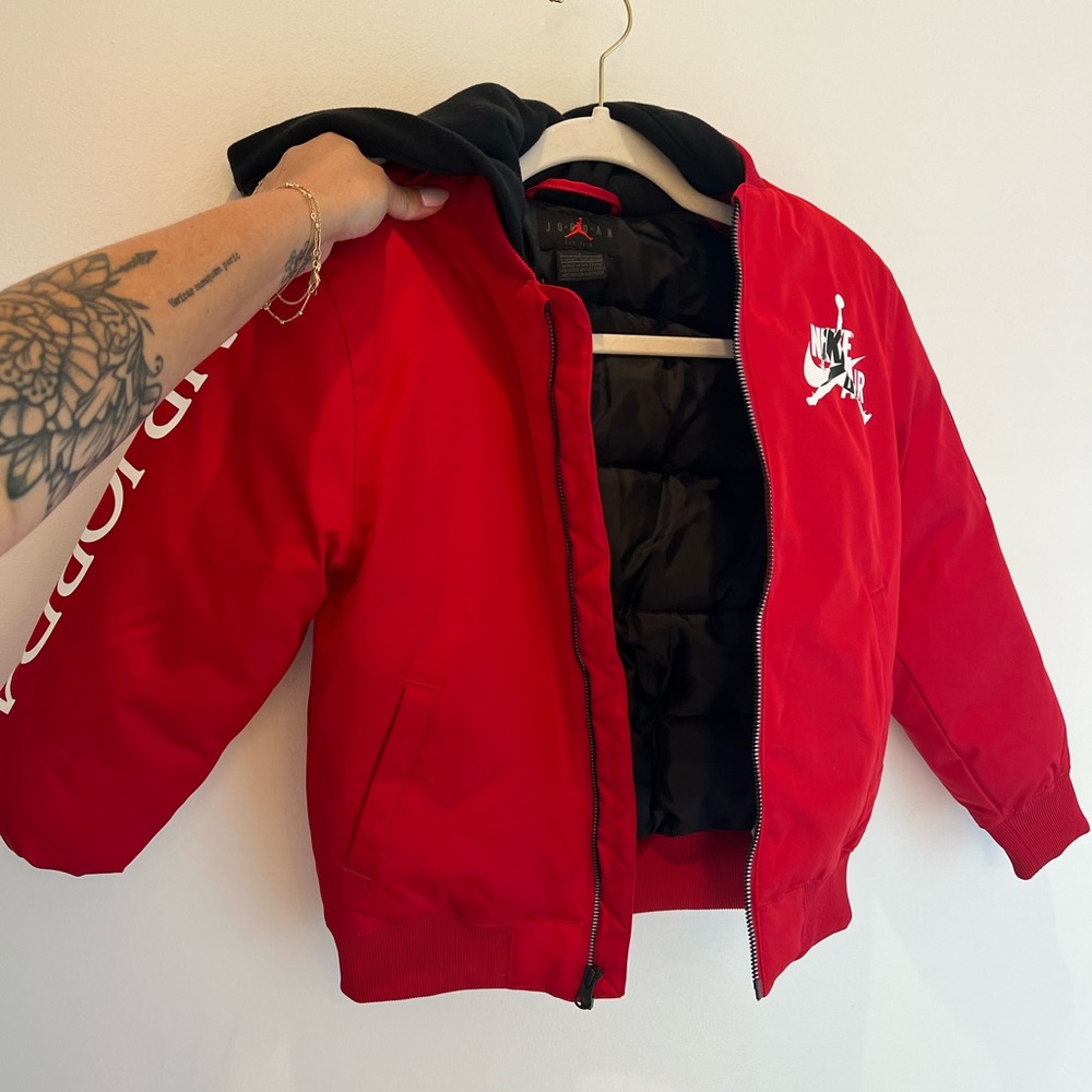 Nike Jordan boys jacket new no tags size 8-10